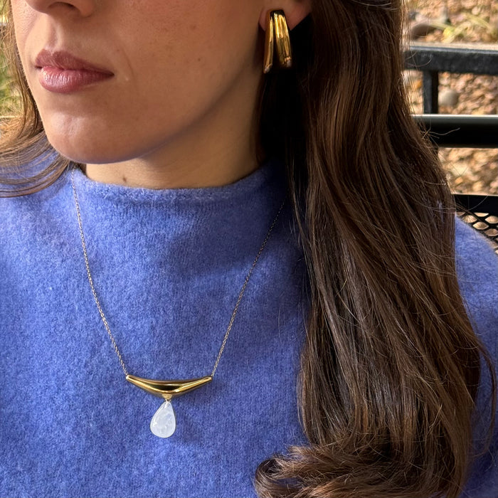 Gold Glide Necklace
