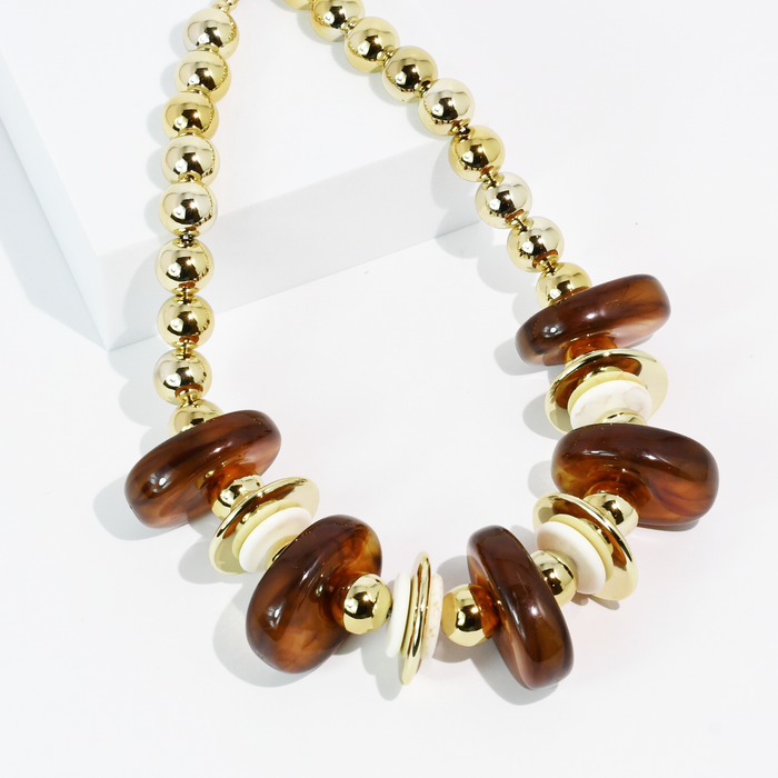 Amber Avenue Brown Necklace