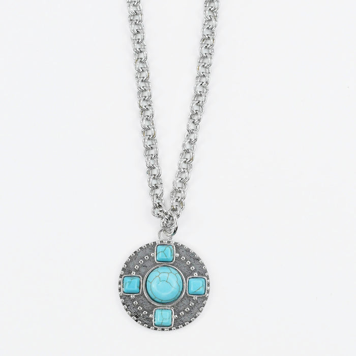 premium silver necklace crafted for everyday wear, offering a dainty handcrafted style with a waterproof, hypoallergenic, tarnish free finish, ideal for minimal modern jewelry lovers, available as wholesale for boutiques,western jewelry