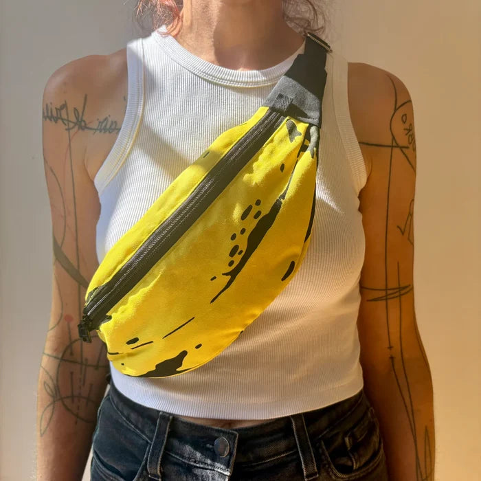 BANANA FANNY PACK — by La fée raille