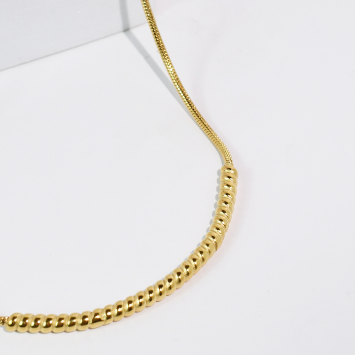 Bar Luxe Necklace