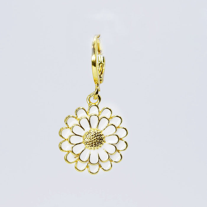 Daisy Flower Charm