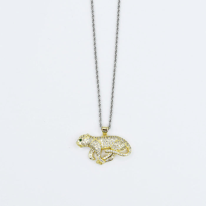 premium silver necklace crafted for everyday wear, offering a dainty handcrafted style with a waterproof, hypoallergenic, tarnish free finish, ideal for minimal modern jewelry lovers, available as wholesale for boutiques,western jewelry