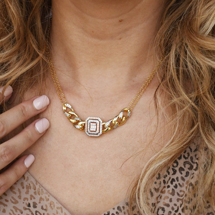 Gold chain necklace with rectangular crystal pendant, boutique wholesale jewelry for women, trendy gold accessory, waterproof necklace, hypoallergenic jewelry, tarnish-free gold chain, elegant statement necklace for everyday or dressy wear