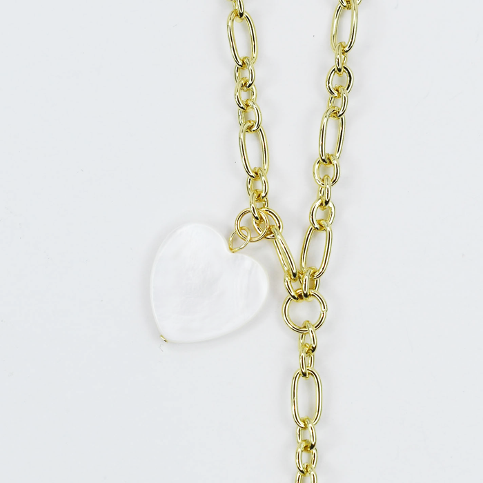 Dainty gold necklace with turquoise heart pendant, waterproof tarnish-free hypoallergenic jewelry, statement accessory for women’s boutiques, wholesale jewelry