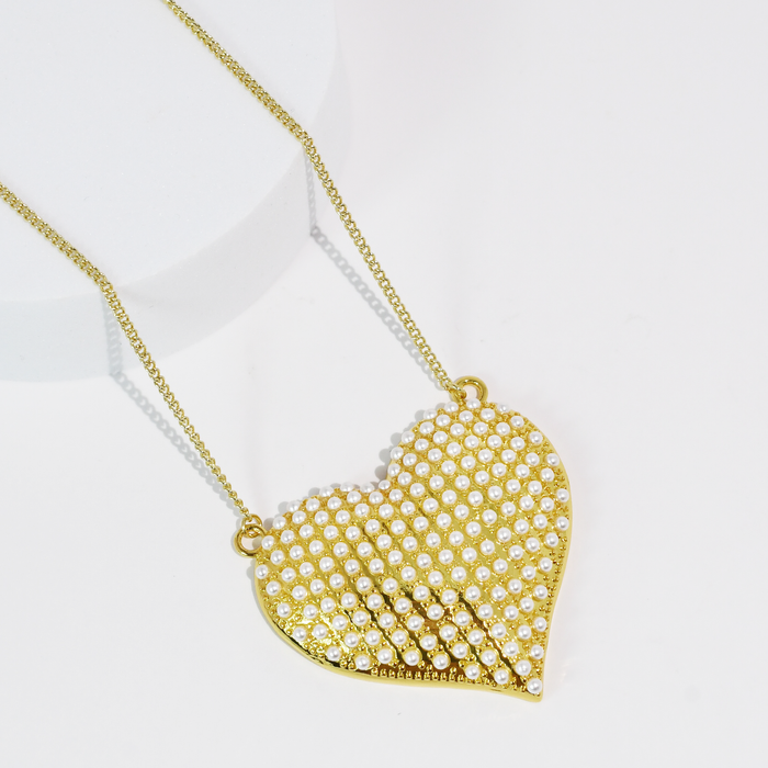 Pearl Queen Heart Necklace