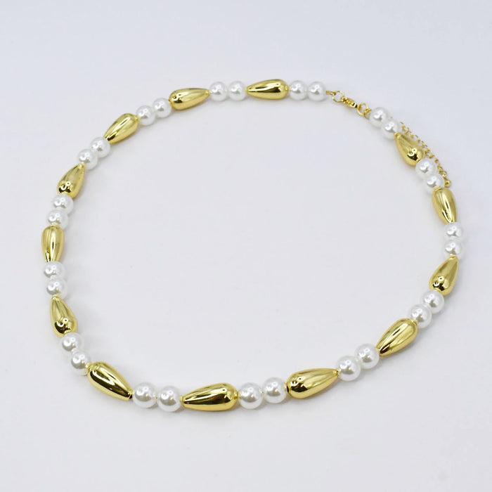 dainty gold necklace, layered design, boutique wholesale, womens accessories, statement piece, trendy style, waterproof, hypoallergenic, tarnish free,pearls