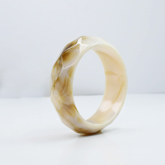 Modern bangle bracelet, Stylish minimalist bracelet, Sleek contemporary bangle, Polished chic bracelet, Clean modern bangle, Elegant simple bracelet, Smooth stylish bangle, Classic modern bracelet, Trendy sleek bangle, Refined minimalist bracelet, Contemporary chic bangle, Versatile modern bracelet