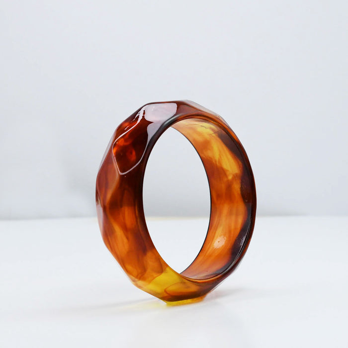 Modern bangle bracelet, Stylish minimalist bracelet, Sleek contemporary bangle, Polished chic bracelet, Clean modern bangle, Elegant simple bracelet, Smooth stylish bangle, Classic modern bracelet, Trendy sleek bangle, Refined minimalist bracelet, Contemporary chic bangle, Versatile modern bracelet