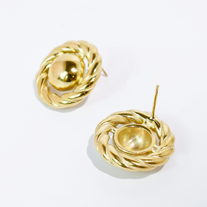 Rope Twist Stud