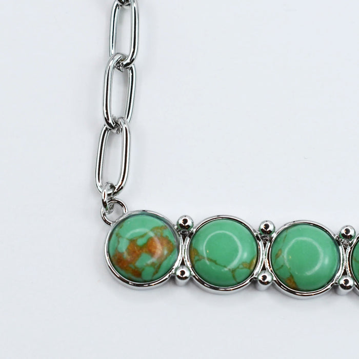 premium silver necklace crafted for everyday wear, offering a dainty handcrafted style with a waterproof, hypoallergenic, tarnish free finish, ideal for minimal modern jewelry lovers, available as wholesale for boutiques,western jewelry