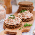 fresh smoked salmon pate