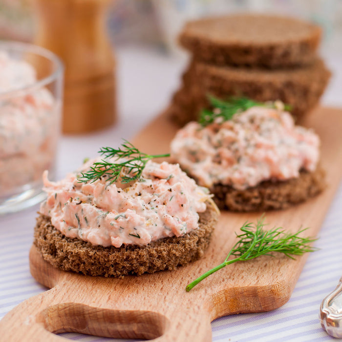 fresh smoked salmon pate