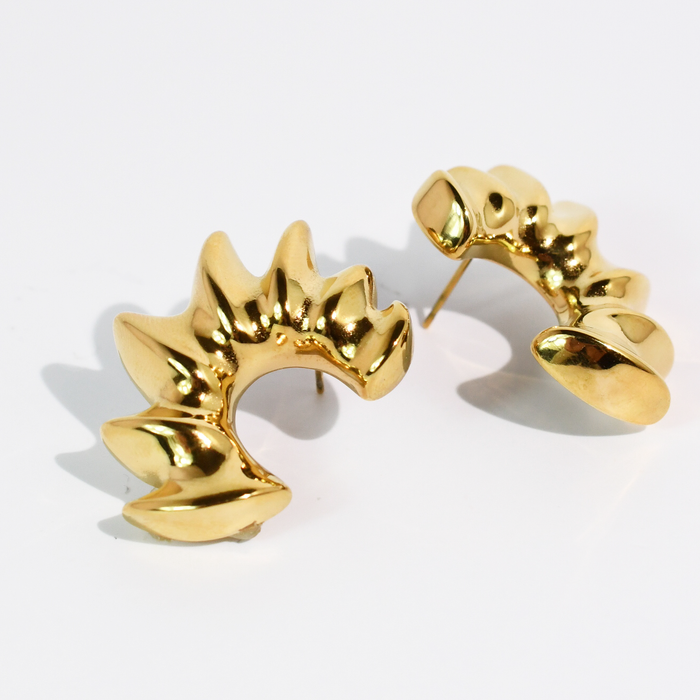 Sweet Curve Earring