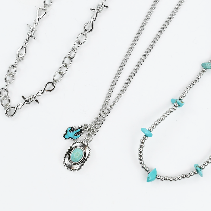 premium silver necklace crafted for everyday wear, offering a dainty handcrafted style with a waterproof, hypoallergenic, tarnish free finish, ideal for minimal modern jewelry lovers, available as wholesale for boutiques,western jewelry